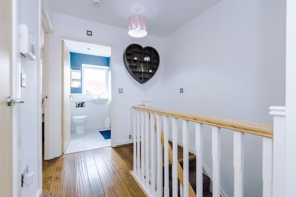 הוילה מנצ'סטר Modern Townhouse Near Coop Live Etihad מראה חיצוני תמונה