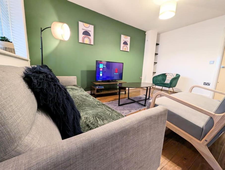 הוילה מנצ'סטר Modern Townhouse Near Coop Live Etihad מראה חיצוני תמונה
